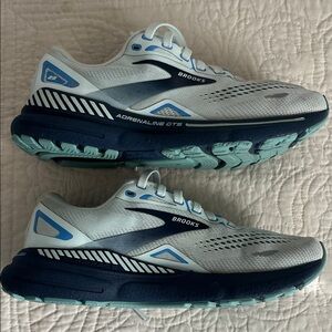 Brooks Adrenaline GTS Sneakers - Light Blue and Navy